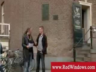 Negrita acompañante trabajando en amsterdam